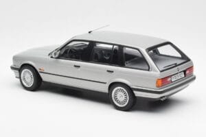 BMW 325i E30 Touring Srebrny Norev 1:18 183216 Metal — zdjęcie 5 z 6