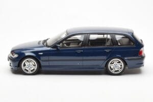 BMW 330i E46 Touring Niebieski Otto 1:18 OT251 Żywica — zdjęcie 3 z 6