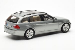 BMW 330i E91 Touring Szary Metallic Kyosho 1:18 80430394359 Metal — zdjęcie 3 z 8