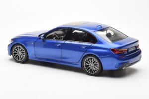 BMW 330i G20 Portimao Niebieski Metallic Norev 1:18 80432450999 Metal — zdjęcie 7 z 8
