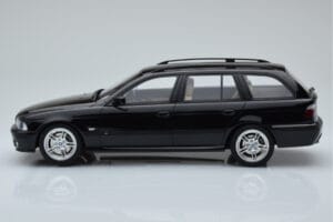 BMW 540 E39 Touring M Package Czarny Otto 1:18 OT1013 Żywica — zdjęcie 3 z 6