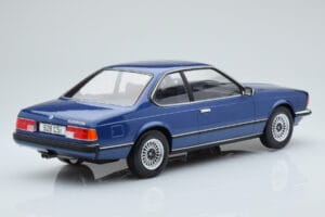 BMW 628 CSi E24 Niebieski MCG 1:18 MCG18164 Metal — zdjęcie 2 z 5
