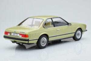 BMW 628 CSi E24 Jasnozielony MCG 1:18 MCG18163 Metal — zdjęcie 2 z 5