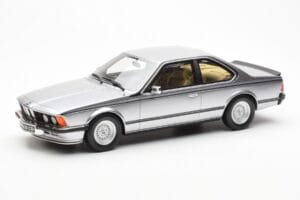 BMW 635 CSi E24 Srebrny Otto 1:18 OT313 Żywica
