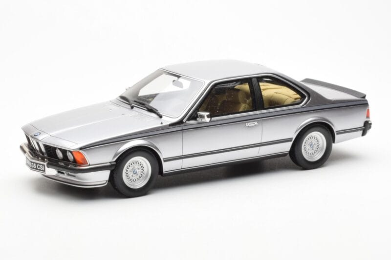 BMW 635 CSi E24 Srebrny Otto 1:18 OT313 Żywica