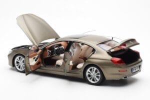 BMW 650i F06 Gran Coupe Frozen Brązowy Metallic Paragon 1:18 80432218742 Metal — zdjęcie 5 z 8