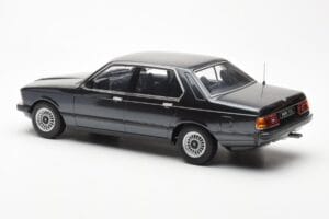BMW 733i E23 Czarny Metallic KK-Scale 1:18 KKDC180101 Metal — zdjęcie 5 z 6