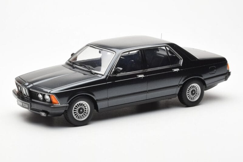 BMW 733i E23 Czarny Metallic KK-Scale 1:18 KKDC180101 Metal