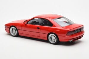 BMW 850 CSi E31 Czerwony Otto 1:18 OT158 Żywica — zdjęcie 5 z 6
