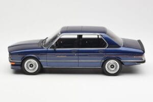 BMW Alpina B7S E12 Turbo Dark Sapphire Niebieski Metaliczny Otto 1:18 OT640 Żywica — zdjęcie 3 z 6