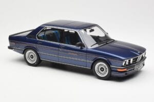 BMW Alpina B7S E12 Turbo Dark Sapphire Niebieski Metaliczny Otto 1:18 OT640 Żywica — zdjęcie 4 z 6