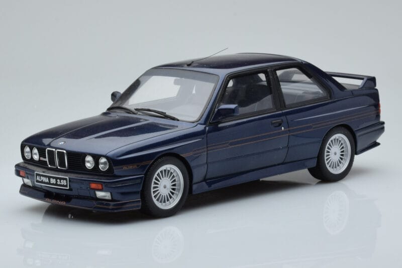 BMW Alpina B6 E30 3.5S Niebieski Otto 1:18 OT141 Żywica