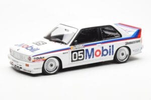 BMW M3 E30 #5 P. Brock Mobil ATCC 1988 AUTOart 1:18 88845 Metal