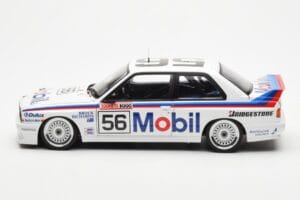 BMW M3 E30 #56 P. Brock / J. Richards Mobil Bathurst 1000 1988 AUTOart 1:18 88847 Metal — zdjęcie 4 z 9