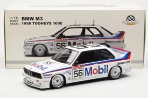 BMW M3 E30 #56 P. Brock / J. Richards Mobil Bathurst 1000 1988 AUTOart 1:18 88847 Metal — zdjęcie 9 z 9