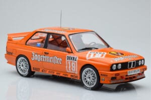 BMW M3 E30 Jagermeister #19 A. Hahne DTM Nurburgring 1992 IXO 1:18 18RMC082A Metal — zdjęcie 4 z 6