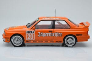 BMW M3 E30 Jagermeister #20 W. Gardner DTM Nurburgring 1992 IXO 1:18 18RMC082B Metal — zdjęcie 3 z 6