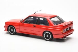 BMW M3 E30 Sport Evolution Cecotto Edition Czerwony AUTOart 1:18 70566 Metal — zdjęcie 7 z 8
