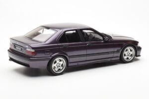 BMW M3 E36 Fioletowy Otto 1:18 OT307 Żywica — zdjęcie 2 z 6