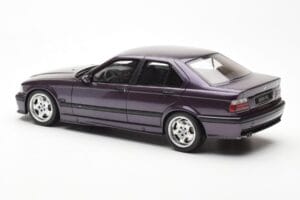 BMW M3 E36 Fioletowy Otto 1:18 OT307 Żywica — zdjęcie 5 z 6