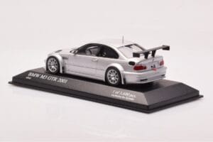 BMW M3 E46 GTR Street Srebrny Minichamps 1:43 403012105 Metal — zdjęcie 3 z 4