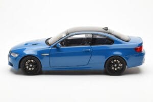 BMW M3 E92 Laguna Seca Blue Kyosho 1:18 08734LBL Metal — zdjęcie 4 z 8