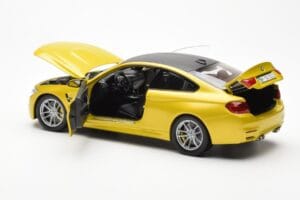 BMW M4 F82 Austin Żółty Metallic Paragon 1:18 80432339606 Metal — zdjęcie 5 z 8