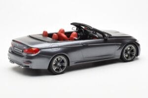 BMW M4 F83 Kabriolet Szary GT Spirit 1:18 GT081 Żywica — zdjęcie 2 z 6