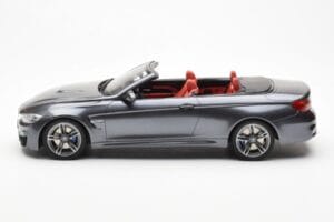 BMW M4 F83 Kabriolet Szary GT Spirit 1:18 GT081 Żywica — zdjęcie 3 z 6