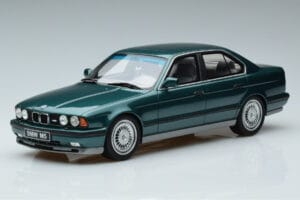 BMW M5 E34 Cecotto Edition Zielony Otto 1:18 OT968 Żywica