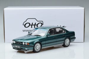 BMW M5 E34 Cecotto Edition Zielony Otto 1:18 OT968 Żywica — zdjęcie 6 z 6