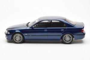 BMW M5 E39 Avus Blue Paint Issue Otto 1:18 OT070 Żywica — zdjęcie 3 z 6