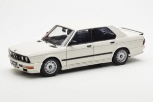 BMW M535i E28 Alpine Biały AUTOart 1:18 75161 Metal