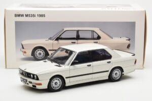 BMW M535i E28 Alpine Biały AUTOart 1:18 75161 Metal — zdjęcie 10 z 10