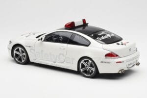 BMW M6 E63 MotoGP Safety Car 2006 Kyosho 1:18 08707GPB Metal — zdjęcie 7 z 8
