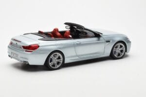 BMW M6 F12 Kabriolet Silverstone Srebrny II Paragon 1:18 80432253656 Metal — zdjęcie 3 z 8
