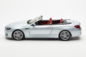BMW M6 F12 Kabriolet Silverstone Srebrny II Paragon 1:18 80432253656 Metal — zdjęcie 4 z 8