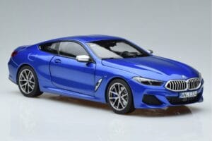 BMW M850i G15 Niebieski Metalik Norev 1:18 183286 Metal — zdjęcie 5 z 7