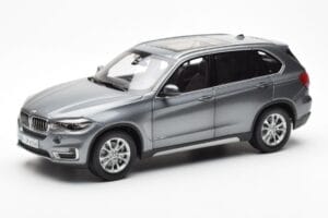 BMW X5 F15 Space Szary Paragon 1:18 80432318988 Metal