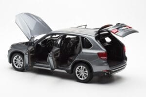 BMW X5 F15 Space Szary Paragon 1:18 80432318988 Metal — zdjęcie 5 z 8
