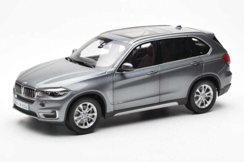 BMW X5 F15 Space Szary Paragon 1:18 80432318988 Metal