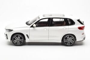 BMW X5 G05 Biały Paragon 1:18 80432450996 Metal — zdjęcie 4 z 8