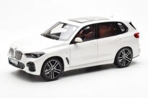 BMW X5 G05 Biały Paragon 1:18 80432450996 Metal