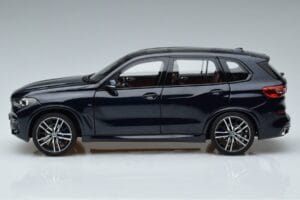 BMW X5 G05 Niebieski Norev 1:18 183283 Metal — zdjęcie 4 z 7