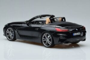 BMW Z4 G29 Czarny Metalik Norev 1:18 183272 Metal — zdjęcie 6 z 7