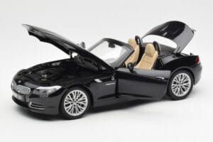 BMW Z4 E89 Spider Czarny Metaliczny Kyosho 1:18 08771BK Metal — zdjęcie 2 z 9