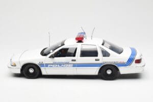 Chevrolet Caprice Sebring Policja UT Models 1:18 21029 Metal — zdjęcie 3 z 6