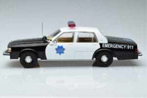 Chevrolet Caprice San Francisco Police Department MCG 1:18 MCG18389 Metal — zdjęcie 3 z 6