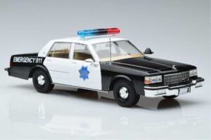 Chevrolet Caprice San Francisco Police Department MCG 1:18 MCG18389 Metal — zdjęcie 4 z 6