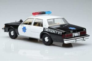 Chevrolet Caprice San Francisco Police Department MCG 1:18 MCG18389 Metal — zdjęcie 5 z 6